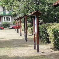 1110-tábla-gyártás-fából-tanösvény