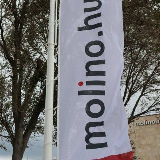 Mobil reklámzászló