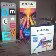 molino.hu-kitelepülés_világító_pop_up_pult_1330