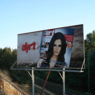 Óriásplakát tábla