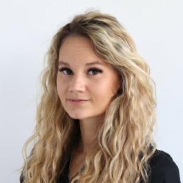 Selmeci Réka